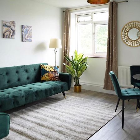 Sophie Place In Vauxhall - 3 Double Beds, 1 Sofa Bed, Spacious Londýn Exteriér fotografie