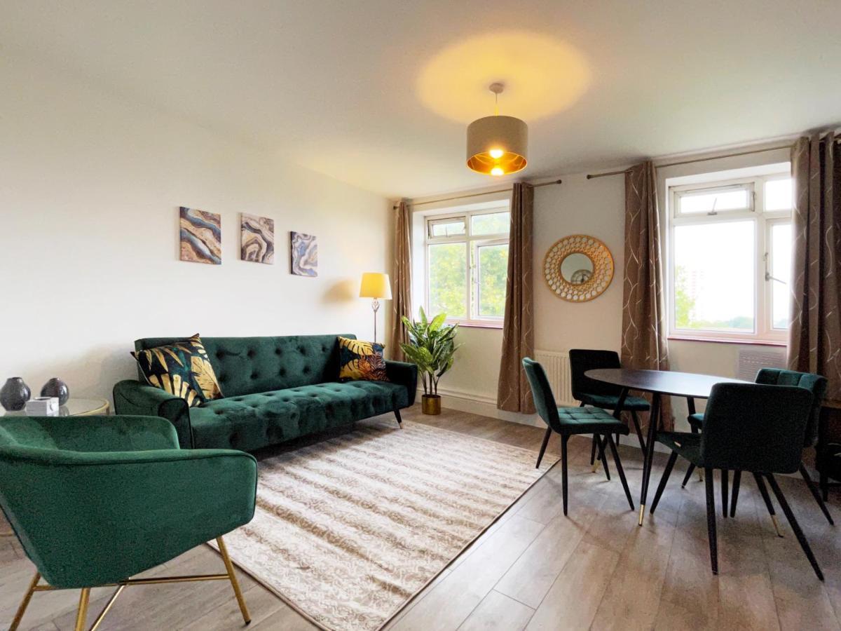 Sophie Place In Vauxhall - 3 Double Beds, 1 Sofa Bed, Spacious Londýn Exteriér fotografie