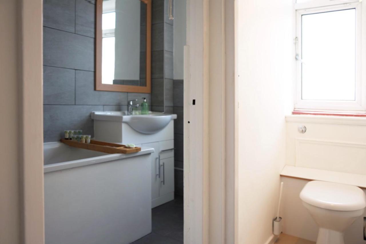 Sophie Place In Vauxhall - 3 Double Beds, 1 Sofa Bed, Spacious Londýn Exteriér fotografie