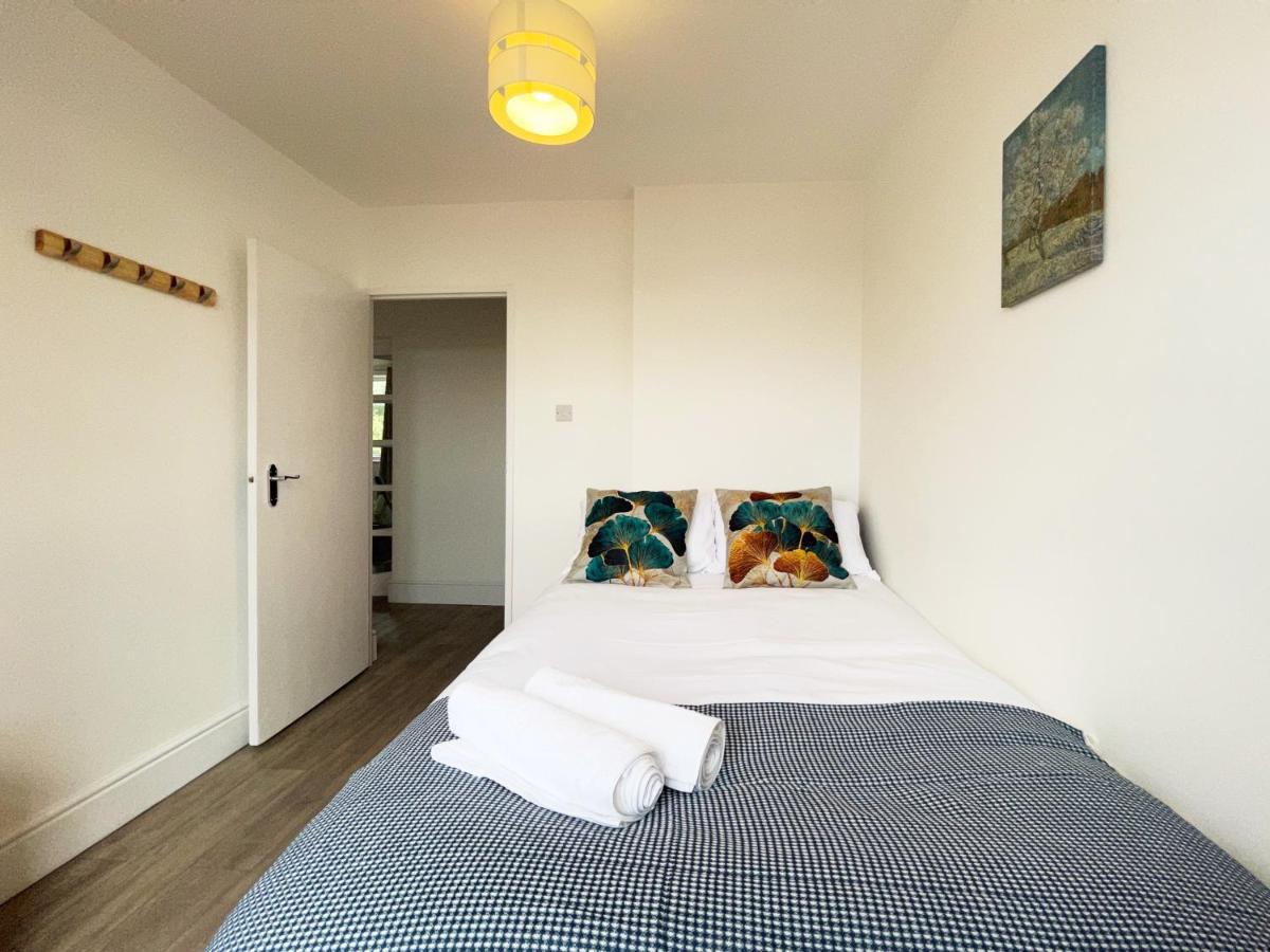 Sophie Place In Vauxhall - 3 Double Beds, 1 Sofa Bed, Spacious Londýn Exteriér fotografie